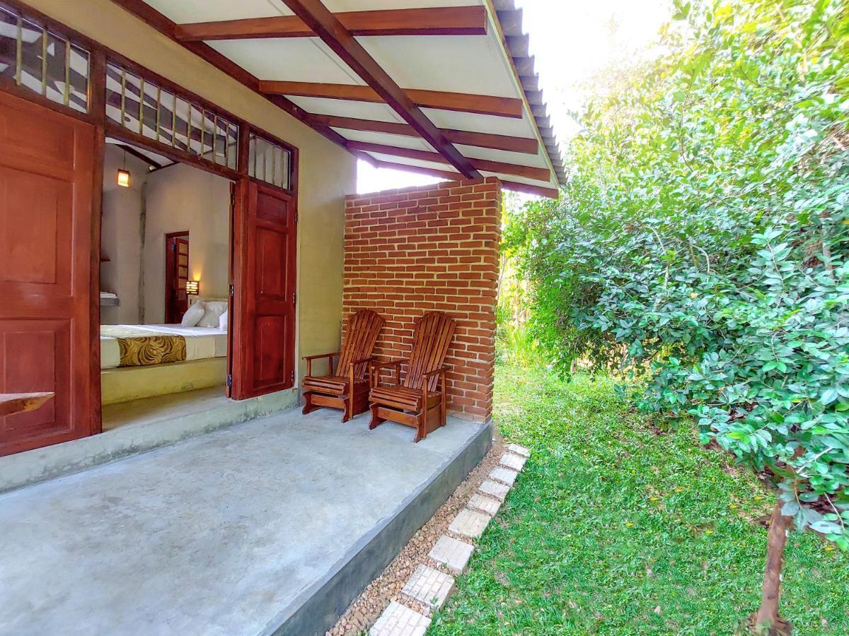 Sayon River Cottage & Eco Garden Monaragala Exterior photo